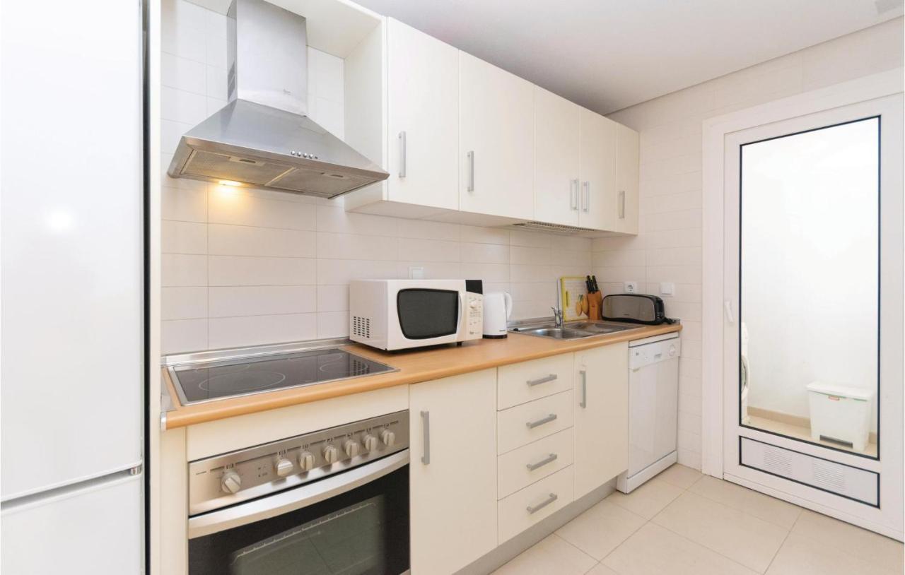2 Bedroom Amazing Apartment In Roldan Los Tomases Exterior photo